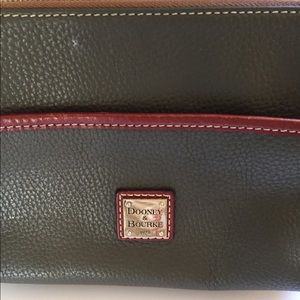 Dooney & Bourke Crossbody